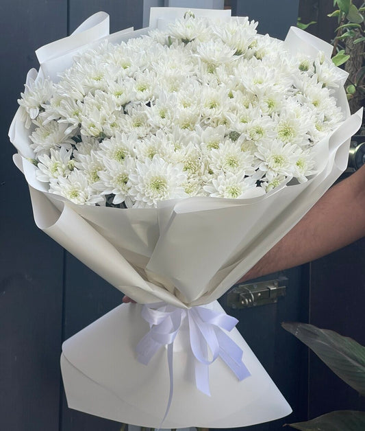 זר חרציות לבנות מ-25 ענפים